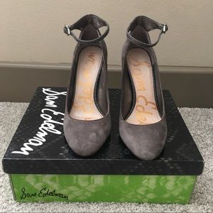 Sam Edelman pumps